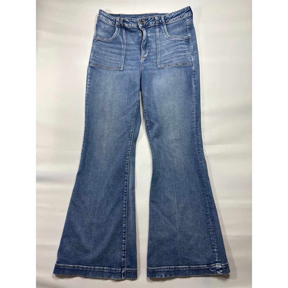 American Eagle Outfitters Women's Medium Blue Flare Jeans